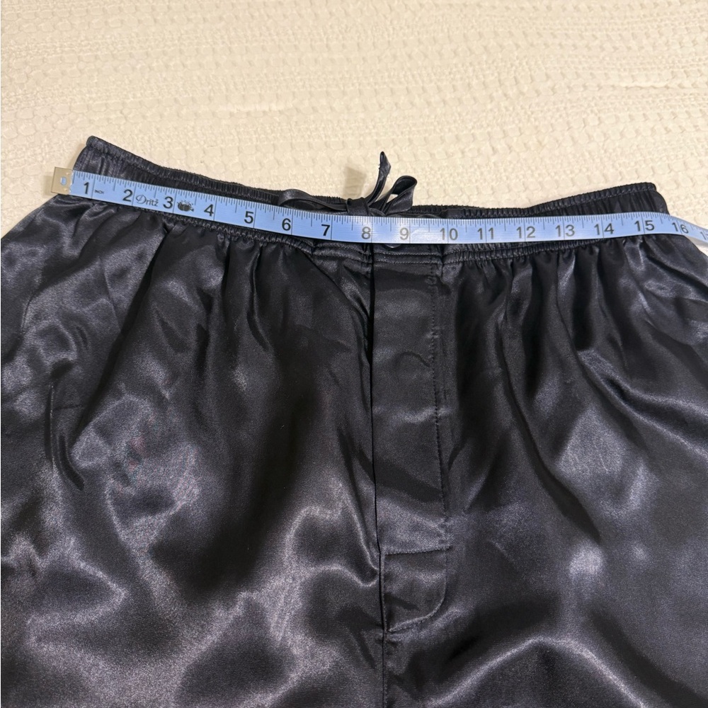 Roundtree & Yorke Charcoal Sleepwear - Picture 6 of 14